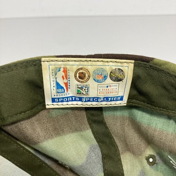 Vintage Sports Specialities North Bay Battalion Camo Hockey Snapback Hat Cap - Picture 12 of 15